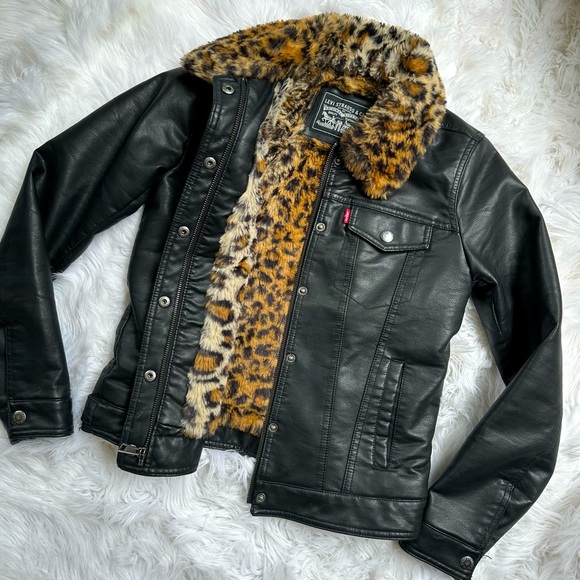 [ Levi’s ] Women’s Leopard Print Fur Lined Leather Jacket - Picture 3 of 16